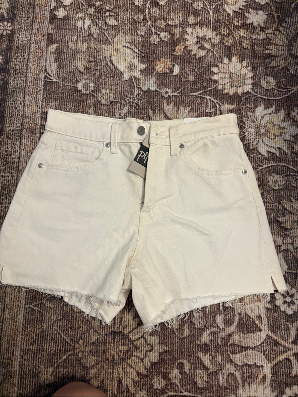 White High-Rise Denim Shorts - JBD
